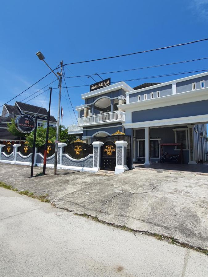 Mahakam Guest House Паданг Екстериор снимка