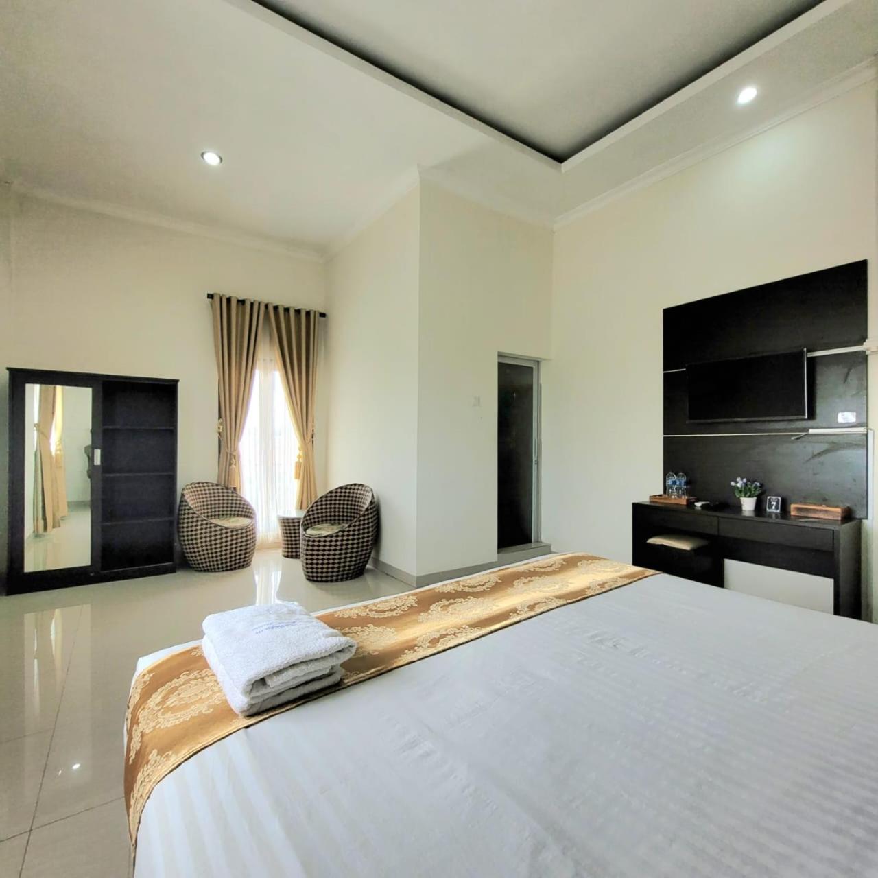 Mahakam Guest House Паданг Стая снимка