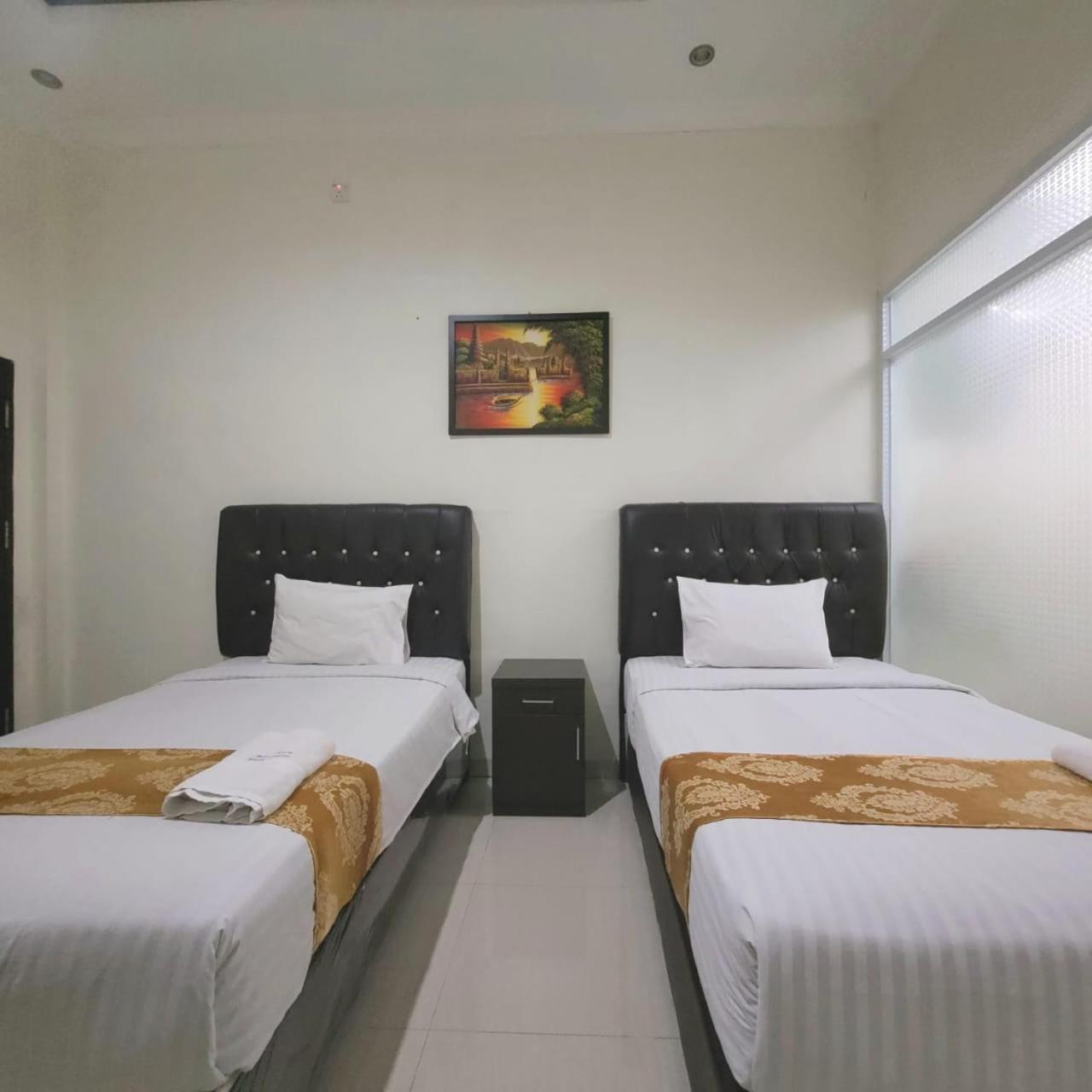 Mahakam Guest House Паданг Стая снимка